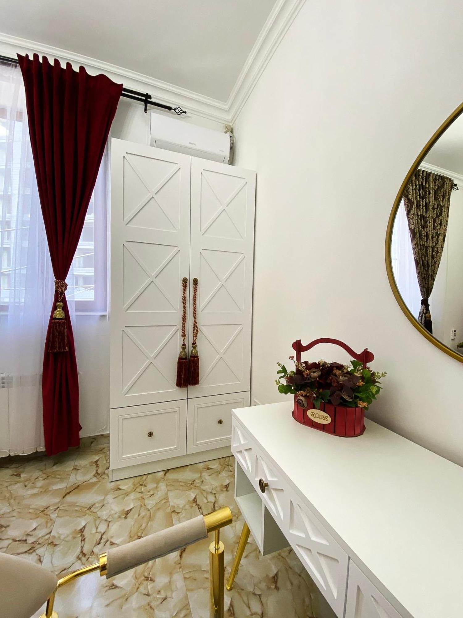 Shirbakyan Boutique Hotel & Apartments 耶烈万 外观 照片